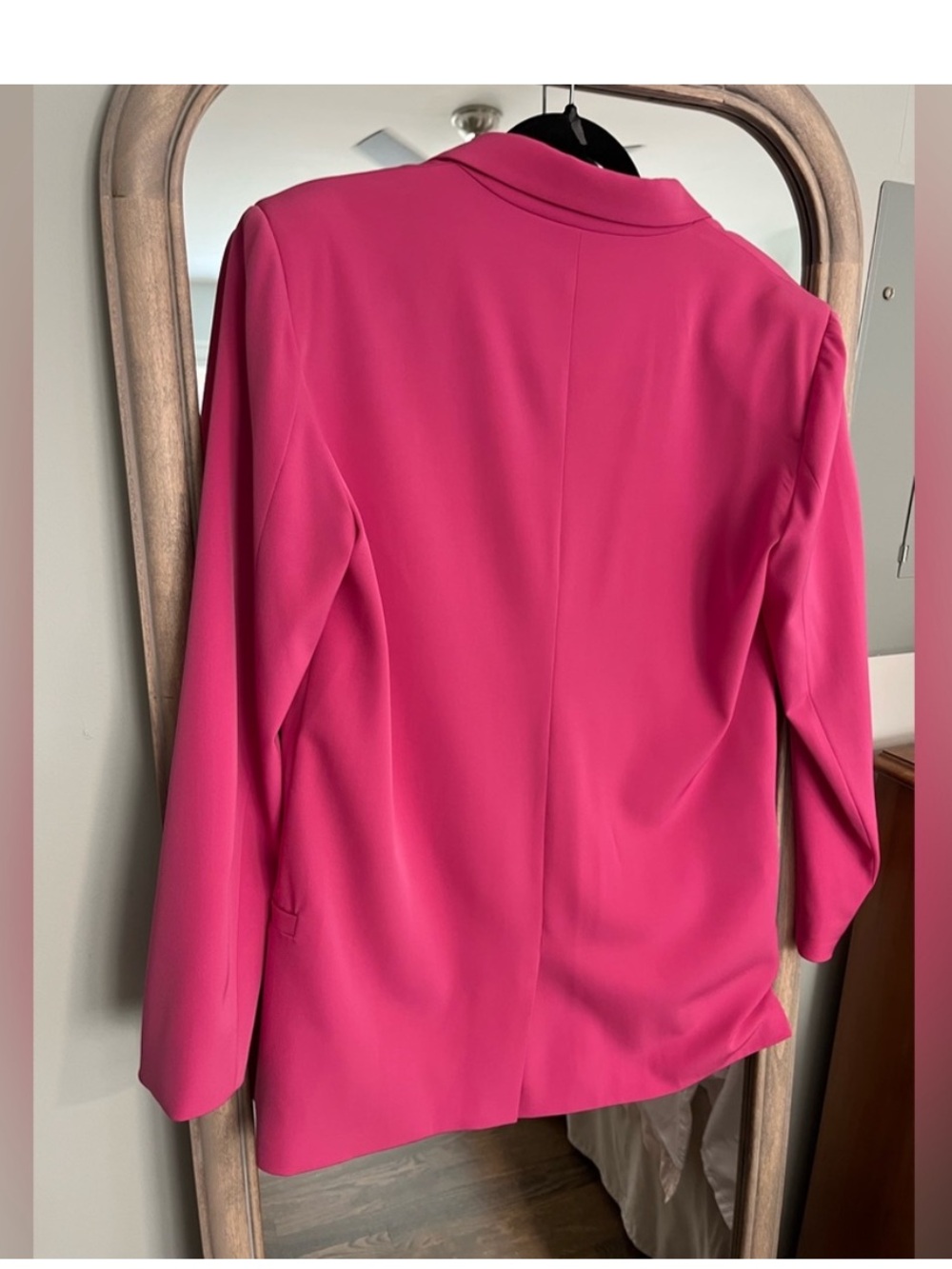 SAKS 5th AVENUE • Oversized Hot Pink Barbie Pink Double-Breasted Blazer - Picture 4 of 8